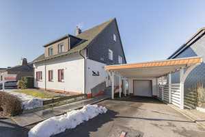 Zweifamilienhaus mit wunderschönem Grundstück in beliebter Lage Gevelsbergs zu verkaufen – Ennepe-Ruhr-Kreis – Vorschaubild 2