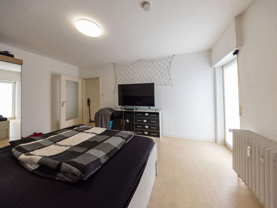 Schlafzimmer DG