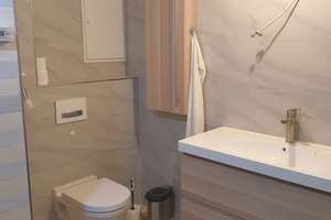 * Schickes Penthouse mit toller Dachterrasse in zentraler Lage * inkl. Klimaanlage – Die vollständige Adresse der Immobilie erhältst du vom Anbieter., 75172 Innenstadt, Pforzheim – Vorschaubild 6
