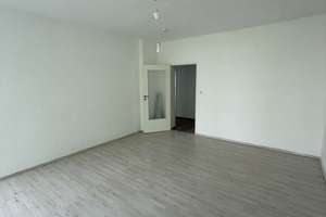 Viel Raum für Ihre Ideen: 3 Zimmer und Balkon mit Grünblick! – Die vollständige Adresse der Immobilie erhältst du vom Anbieter., 13595 Wilhelmstadt, Berlin – Vorschaubild 5