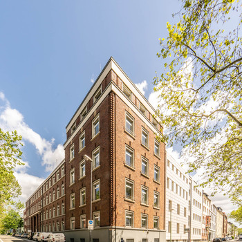 Flexible Büroflächen | historisches Gebäude | viele Stellplätze und hervorragende Anbindung