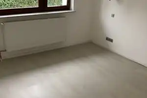 neuer Preis, freistehendes Haus mit viel Platz und Potential in Isernhagen HB – Rosenstr. 4, 30916 Hannover (Kreis) – Vorschaubild 9