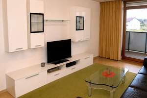 Attraktive Kapitalanlage mit vermieteter 2-Zimmer-Wohnung und Tiefgaragenstellplatz – 67061 Süd, Ludwigshafen am Rhein – Vorschaubild 2