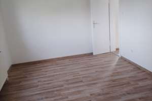 2-3 Familienhaus-gute Lage-sehr schöner Garten mit Teich – Die vollständige Adresse der Immobilie erhältst du vom Anbieter., 74078 Neckargartach, Heilbronn – Vorschaubild 4