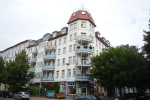 helle 2-Zimmer Wohnung in Stadtfeld Ost