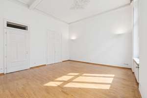 Stilvoller Altbau am Carlsplatz – eine echte Rarität – 40213 Carlstadt, Düsseldorf – Vorschaubild 4