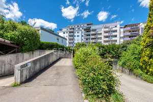 Äusserst gepflegte und gut geschnittene 3-Zimmer Wohnung mit Balkon und TG-Stpl. in Stuttgart-Rohr – Die vollständige Adresse der Immobilie erhältst du vom Anbieter., 70565 Rohr, Stuttgart – Vorschaubild 3