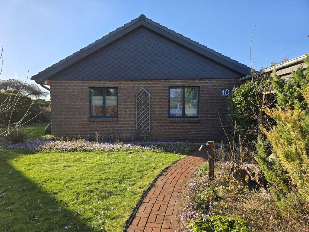 Immobilie in Jevenstedt - Ihr neues Familienparadies in herrlich ruhiger Lage - Leben und Arbeiten unter einem Dach - Bild 2