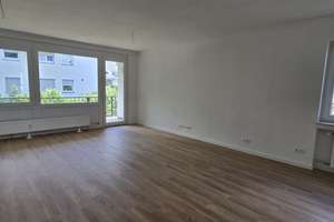 gepflegtes Dreifamilienhaus in Stuttgart-Luginsland – Die vollständige Adresse der Immobilie erhältst du vom Anbieter., 70327 Luginsland, Stuttgart – Vorschaubild 8