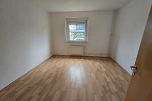 Schöne Wohnung in Lierenfeld mit neuen Design-Vinyl-Böden – Posener Str. 15, 40231 Düsseldorf – Vorschaubild 1