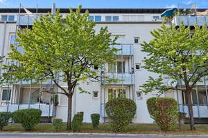 ATTRAKTIVE 2-ZIMMER-WOHNUNG MIT SÜDOST-LOGGIA UND HERVORRAGENDER INFRASTRUKTUR