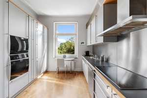 Traumhafte 2 / 3 Zimmer-Wohnung 100 qm in Düsseldorf-Oberkassel – Düsseldorf – Vorschaubild 8
