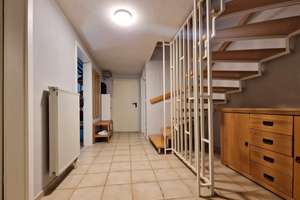 Ansprechendes 6-Zimmer-Einfamilienhaus in Altperlach mit EBK, Terrasse, Balkon, Garten – 81737 Altperlach, München – Vorschaubild 23