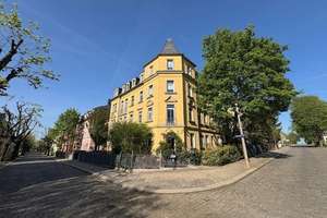 Attraktive Wohnung mit Balkon in Dresden-Cotta