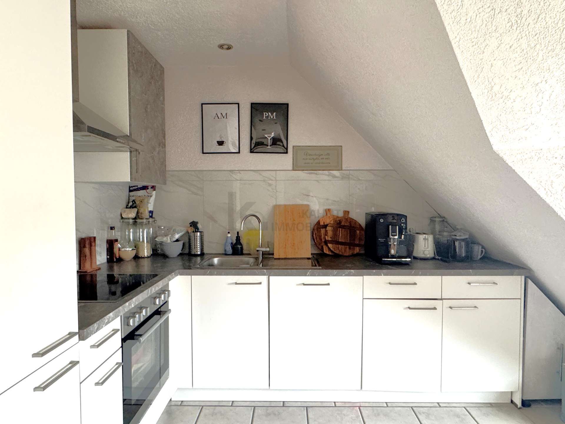 Immobilie in Oberhausen-Rheinhausen - EINZIGARTIGES WOHNERLEBNIS - GROßZÜGIGE MAISONETTE WOHNUNG AUF 3 EBENEN - Bild 6