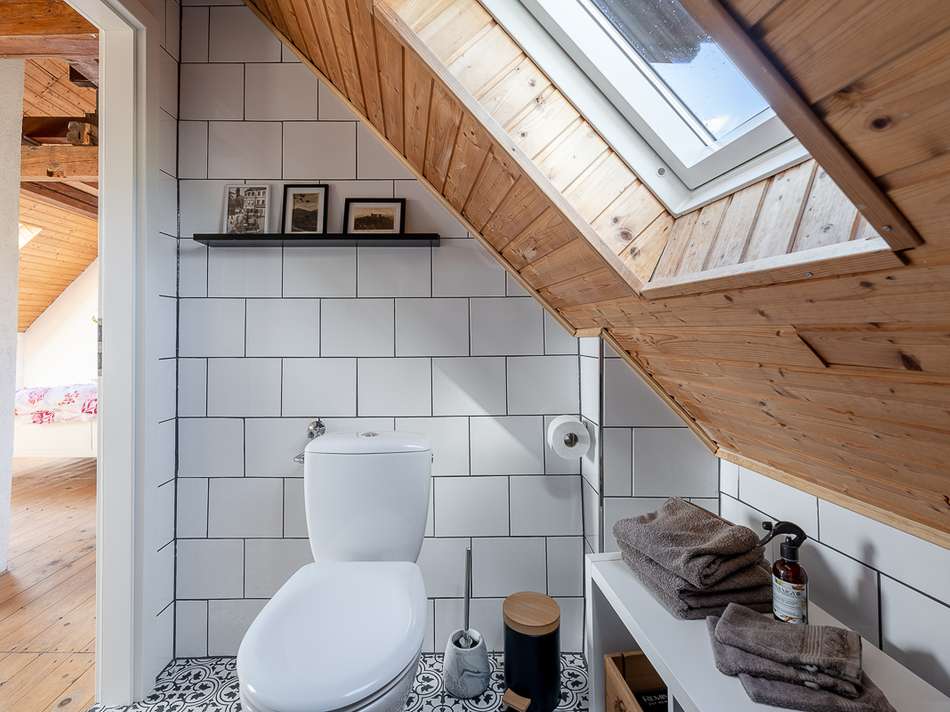 WC2 OG