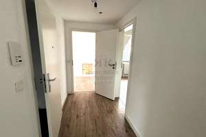 Ausgefallene Dachgeschosswohnung in Gelsenkirchen-Bismarck – Die vollständige Adresse der Immobilie erhältst du vom Anbieter., 45889 Bismarck, Gelsenkirchen – Vorschaubild 8