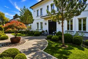 TIMELESS CLASSIC - ELEGANTE FAMILIENVILLA MIT EXQUISITEM INTERIOR &  POOL – Die vollständige Adresse der Immobilie erhältst du vom Anbieter., 82031 Grünwald – Vorschaubild 4