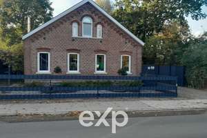 Wohnen mit Stil und Seele – einzigartiges Landhaus in Ostfriesland – liebevoll modernisiert - – Die vollständige Adresse der Immobilie erhältst du vom Anbieter., 26826 Weener – Vorschaubild 1