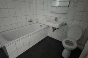 Renovierungsbedürftige 4 Zi Wohnung mit Balkon und Keller - Im Heisterholz - Essen Karnap – Heisterholz 52, 45329 Karnap, Essen – Vorschaubild 11