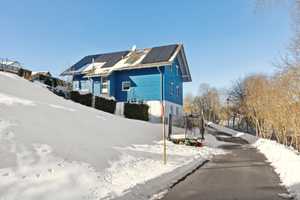Modernes Mehrfamilienhaus mit Einliegerwohnung in traumhafter Natur in Schönwald im Schwarzwald – Am Rain 3, 78141 Schwarzwald-Baar-Kreis – Vorschaubild 2