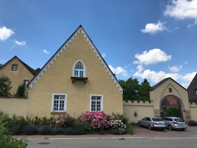 Großzügige 4-Zimmer Maisonette-Wohnung im OG 