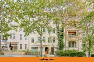 Helle Dachgeschosswohnung mit Wohlfühlcharakter in Steglitz