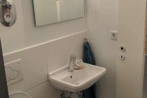 -große, helle 2 Zimmer-Wohnung mit Balkon in Gerbernähe – Marienstraße 48, 70178 Feuersee, Stuttgart – Vorschaubild 9