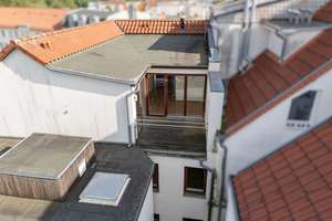 Rarität! Mit Aufzug! Großzügige Maisonette-Wohnung mit Dachterrasse in der Rostocker Altstadt – Die vollständige Adresse der Immobilie erhältst du vom Anbieter., 18055 Stadtmitte, Rostock – Vorschaubild 18