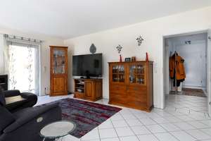 Ab 1. Januar 2027 - Ruhige 3,5 Zimmer Wohnung im 1. Stock mit Balkon – 51491 Overath – Vorschaubild 4