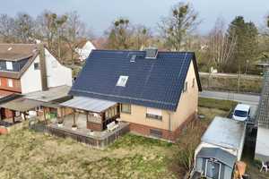 Charmantes Einfamilienhaus mit viel Platz in beliebtem Ortsteil von Seesen! – Goslar (Kreis) – Vorschaubild 2