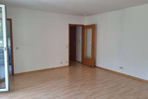 1-Zimmer Apartment mit Wintergarten, Tiefgaragenstellplatz und Aufzug in Köln-Deutz – Die vollständige Adresse der Immobilie erhältst du vom Anbieter., 50679 Deutz, Köln – Vorschaubild 4