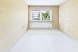 Attraktive 4-Zimmer- Wohnung mit Balkon und Garage – Die vollständige Adresse der Immobilie erhältst du vom Anbieter., 63067 Ledermuseum, Offenbach am Main – Vorschaubild 9