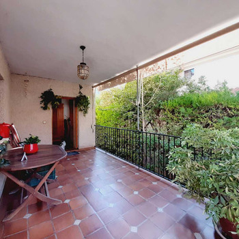 Schönes Haus mit Garten zu verkaufen