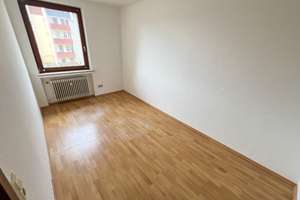 Geestemünde / 3 Zimmer / 2 Balkone / Bad mit Fenster / 2OG – Buchtstraße 45, 27570 Geestemünde, Bremerhaven – Vorschaubild 3
