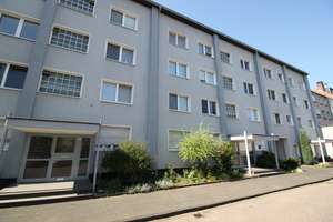 Duisburg - Neudorf, renovierte 3 Zimmer mit XXL Balkon in Südlage