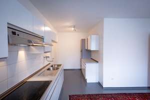 Tolles Traumhaus in Hohenroth zu verkaufen mit 285qm Wohnfläche – Die vollständige Adresse der Immobilie erhältst du vom Anbieter., 97618 Hohenroth – Vorschaubild 8