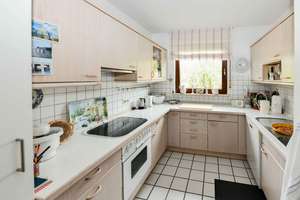 ImmoBillia:"Charmante 4,5-Zimmer-Maisonette-Wohnung mit 2 Tiefgaragenplätzen und 2 Sonnenbalkonen! – Die vollständige Adresse der Immobilie erhältst du vom Anbieter., 71691 Freiberg am Neckar – Vorschaubild 3