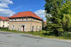 Wohnhaus in 02730 Ebersbach Sanierungsobjekt mit neuen  Dach – Die vollständige Adresse der Immobilie erhältst du vom Anbieter., 2730 Ebersbach/Sachsen – Vorschaubild 1