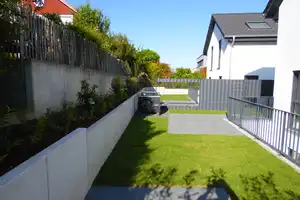 Erstbezug mit gehobener Ausstattung auf drei Etagen mit Garten – 74193 Heilbronn (Kreis) – Vorschaubild 2