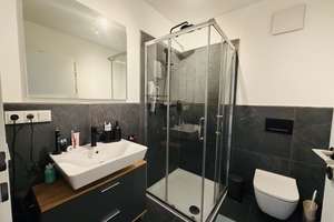 Neuwertige 3-Zimmer-Wohnung mit Balkon, Einbauküche und PKW-Stellplatz ab 01.08.26 frei – Die vollständige Adresse der Immobilie erhältst du vom Anbieter., 40625 Gerresheim, Düsseldorf – Vorschaubild 12