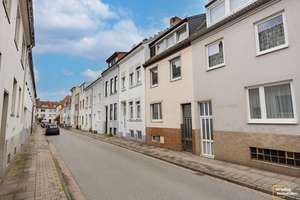 Bremen – Fesenfeld | Attraktives Dreiparteienhaus in begehrter Lage – Die vollständige Adresse der Immobilie erhältst du vom Anbieter., 28203 Fesenfeld, Bremen – Vorschaubild 2