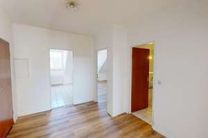 Helle 3 Zimmer mit G-WC und großem Keller
