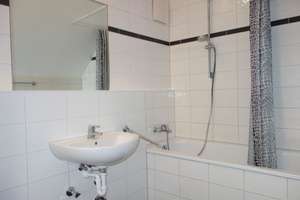 Attraktive Maisonette-Wohnung mit Balkon in gefragter Wohnlage von Krefeld-Traar!! – Die vollständige Adresse der Immobilie erhältst du vom Anbieter., 47802 Traar, Krefeld – Vorschaubild 6