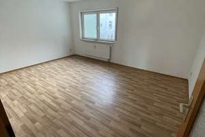 Balkon und Aufzug im Stadtzentrum – Bockauer Gasse 1, 8280 Aue – Vorschaubild 2
