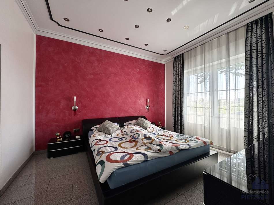 Schlafzimmer EG