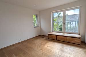 Einfamilienhaus mit Einliegerwohnung, Swimming Pool und idyllischem Garten – Eichendorffstraße 2, 89423 Gundelfingen an der Donau – Vorschaubild 26