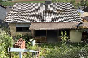 HÜTTERSDORF : Solides Haus mit FAMILIENFREUNDLICHEM Grundriss in RUHIGER Lage !     – Die vollständige Adresse der Immobilie erhältst du vom Anbieter., 66839 Schmelz – Vorschaubild 3