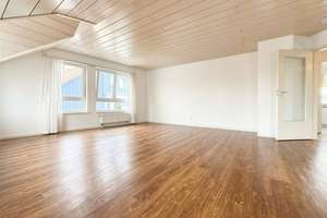 Sonnig und Naturnah: Attraktive 3-Zi.-Dachgeschosswohnung mit Einzelgarage und Weitblick – Die vollständige Adresse der Immobilie erhältst du vom Anbieter., 70567 Möhringen-Ost, Stuttgart – Vorschaubild 6