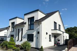 Wohnen auf höchstem Niveau – Exklusives Architektenhaus m. Wintergarten, Wellnessbereich  PV-Anlage – Die vollständige Adresse der Immobilie erhältst du vom Anbieter., 38446 Barnstorf, Wolfsburg – Vorschaubild 16